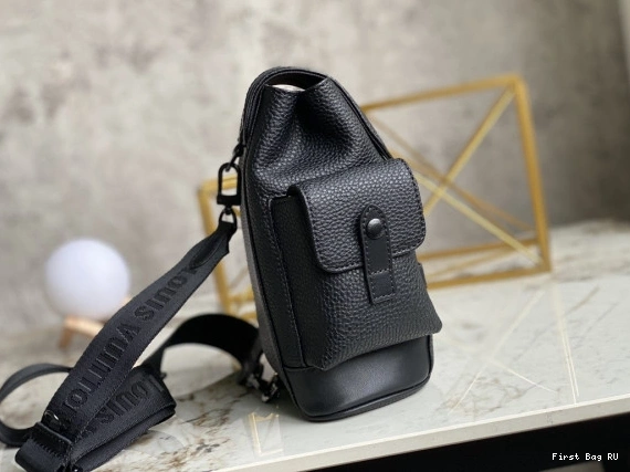 First bags ru CHRISTOPHER XS VUITTON LOUIS 0811